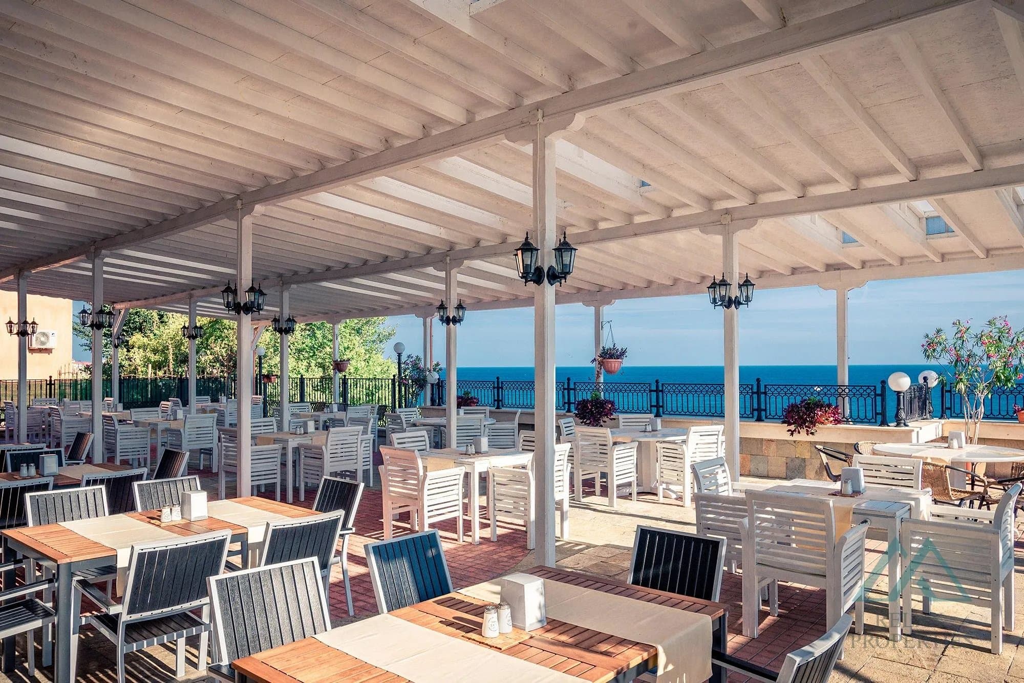 Prostorné apartmány 2+kk s výhledem na moře, luxusní 4* komplex Tiva Del Mar, první řada u moře, Sveti Vlas, Bulharsko - foto 52