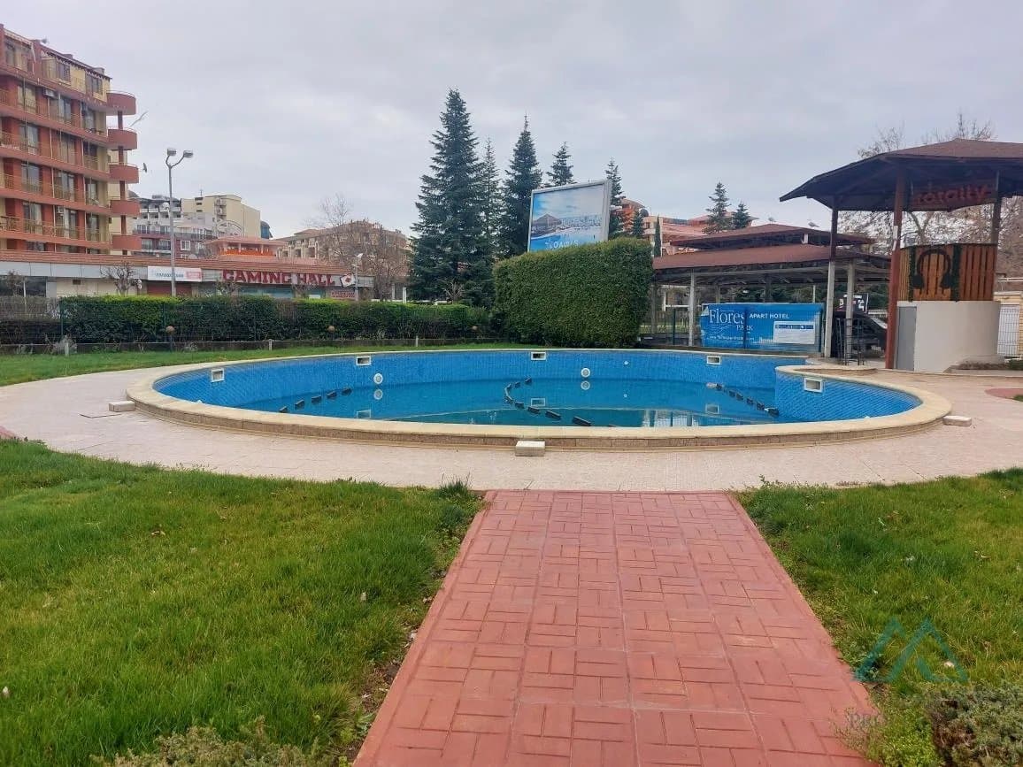 Prostorný 2-pokojový apartmán s terasou, komplex Flores Park, Slunečné pobřeží - jen 300 m od pláže, Bulharsko - foto 4