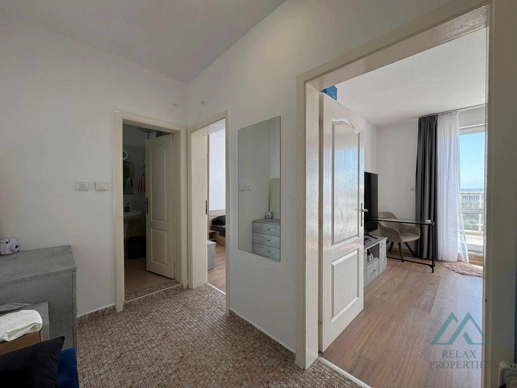 Prostorný 2-pokojový apartmán s terasou, komplex Flores Park, Slunečné pobřeží - jen 300 m od pláže, Bulharsko - foto 19