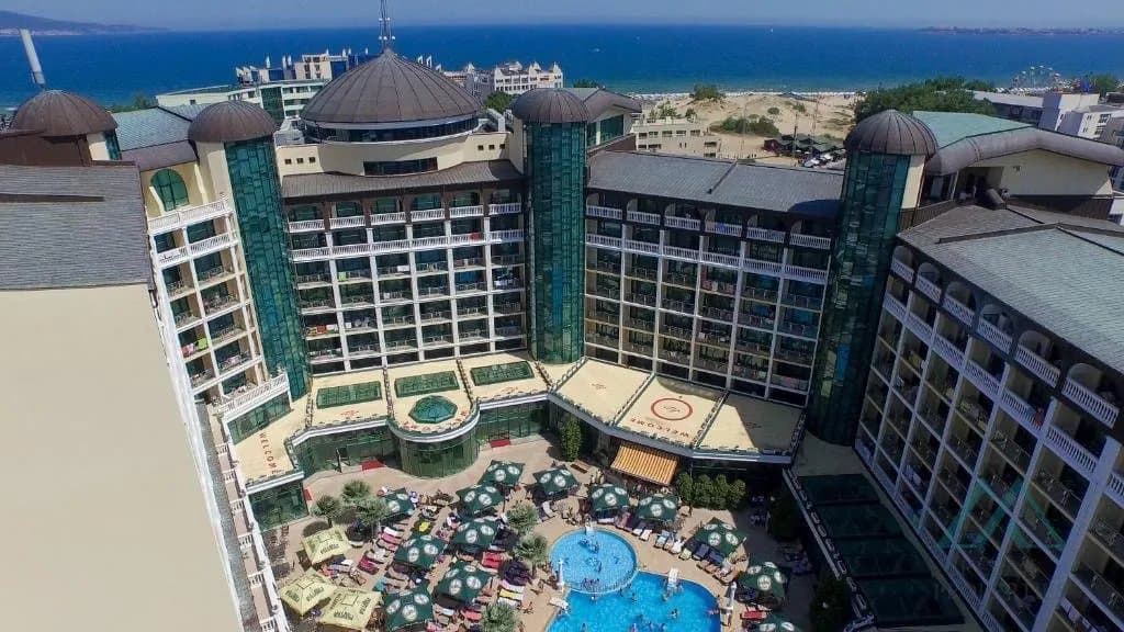Velké studio v první linii s výhledem na bazén, 4* hotel Planeta a aquapark, 50 m od moře, Slunečné pobřeží, Bulharsko - foto 19