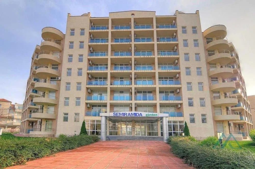 Prostorné studio s výhledem na bazén, Semiramida Gardens, Slunečné pobřeží - jen 400 m od moře - foto 23