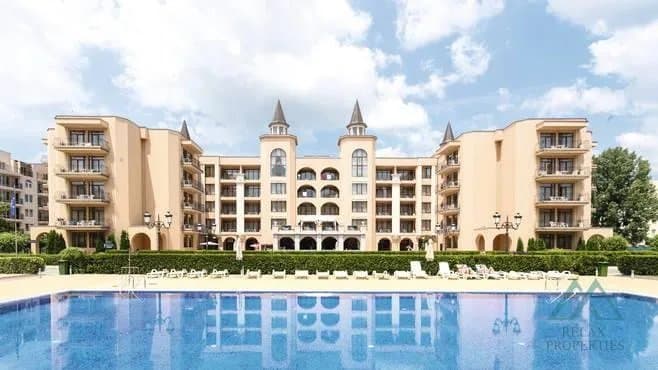 Prostorné zařízené studio s výhledem na bazén v komplexu Palazzo, Slunečné pobřeží - jen 200 m od moře - foto 17