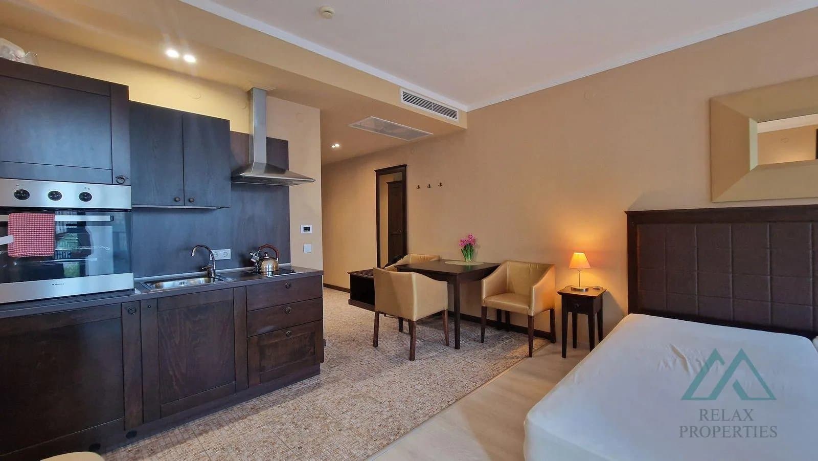 Prostorný apartmán s výhledem na bazén, Barceló Royal Beach, první linie k moři, Slunečné pobřeží - foto 36