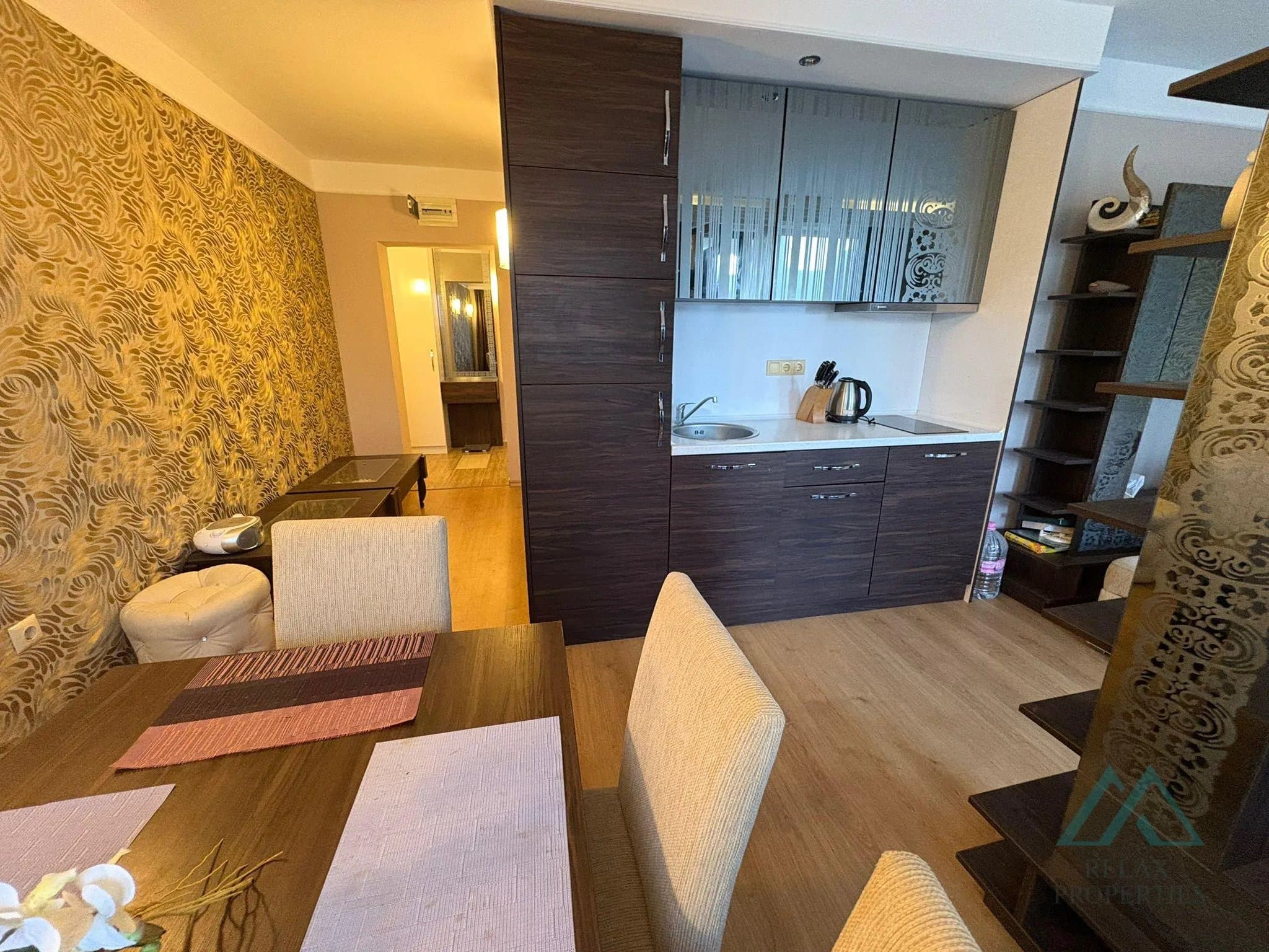 Luxusní apartmán se 3 ložnicemi a 2 koupelnami, Harmony Palace, 400 m od moře, Slunečné pobřeží - foto 12