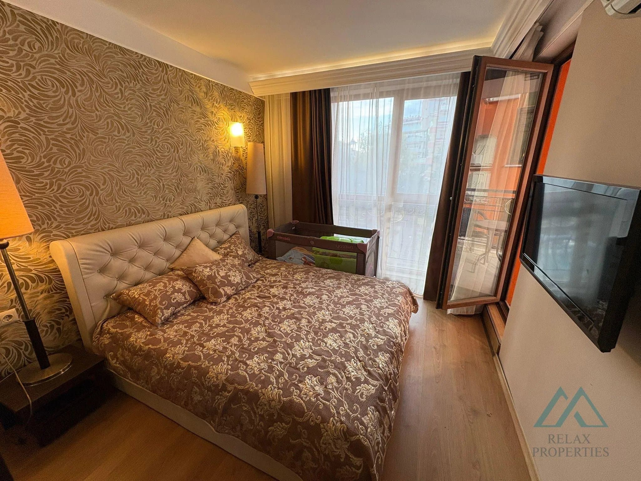 Luxusní apartmán se 3 ložnicemi a 2 koupelnami, Harmony Palace, 400 m od moře, Slunečné pobřeží - foto 30