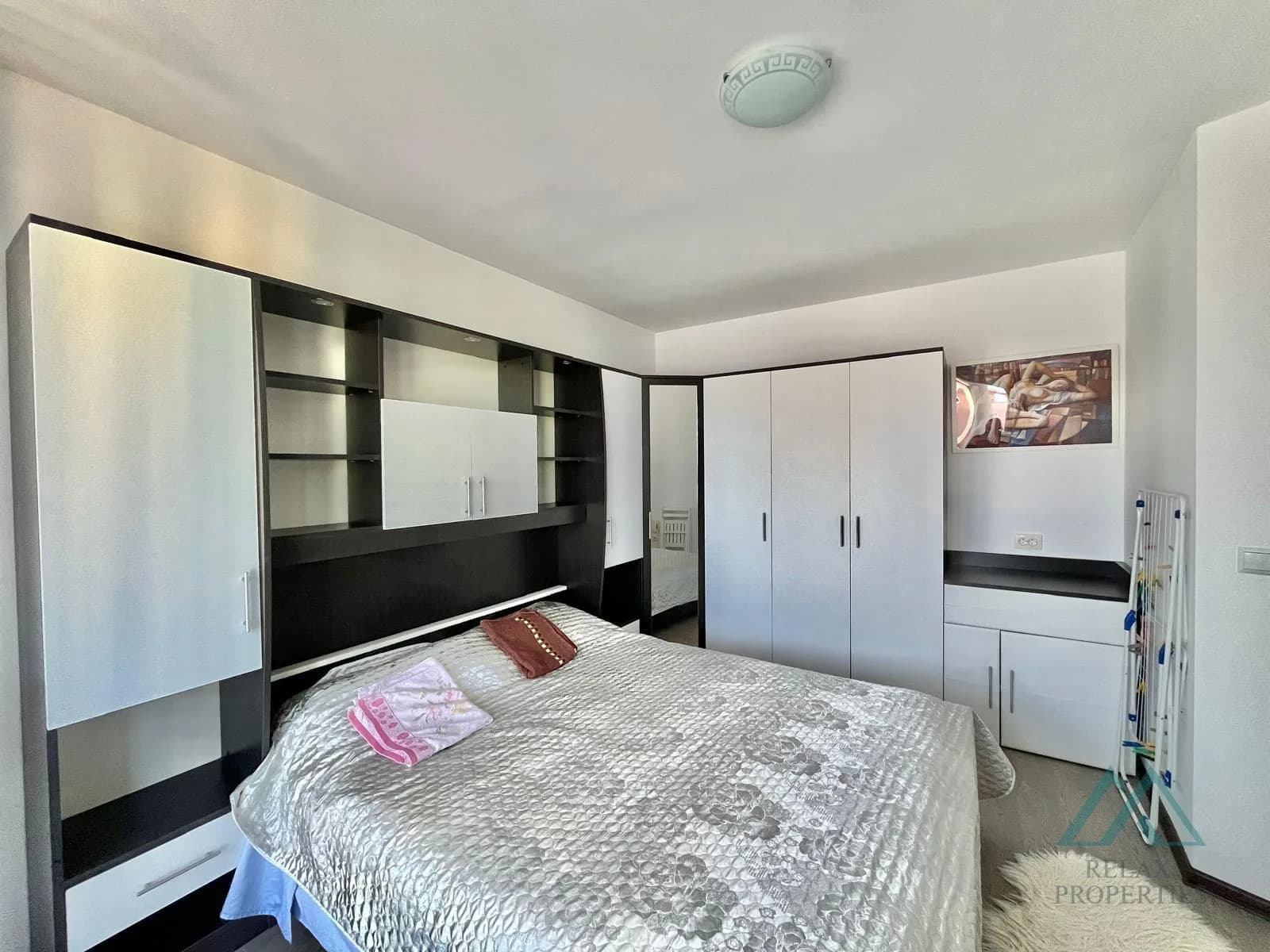 2-izbový apartmán s výhľadom na more, komplex Aurora, Nessebar, 30m od mora - foto 12