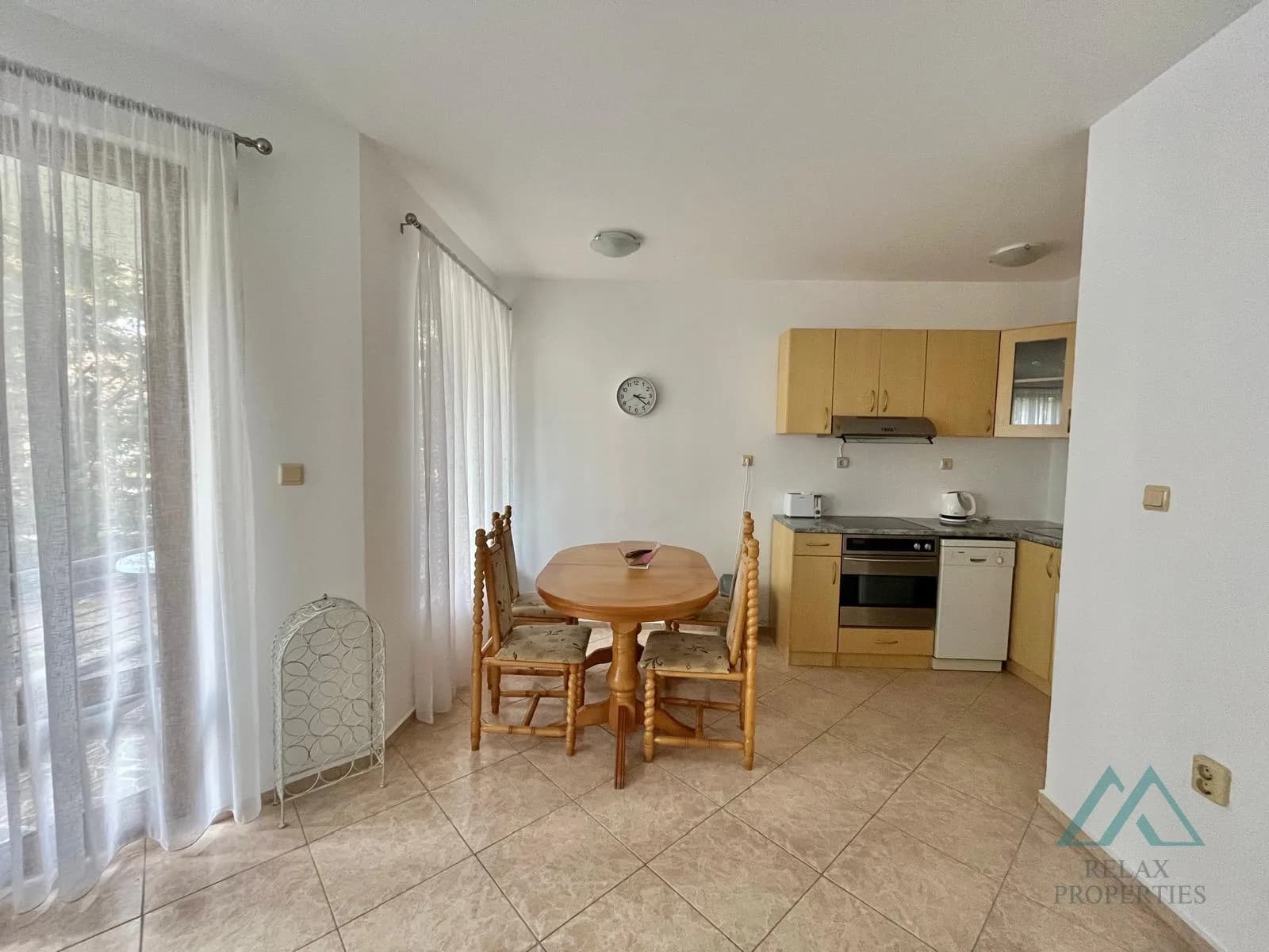 3-pokojový byt v první linii u moře, komplex Global City, Nessebar, Bulharsko - foto 12