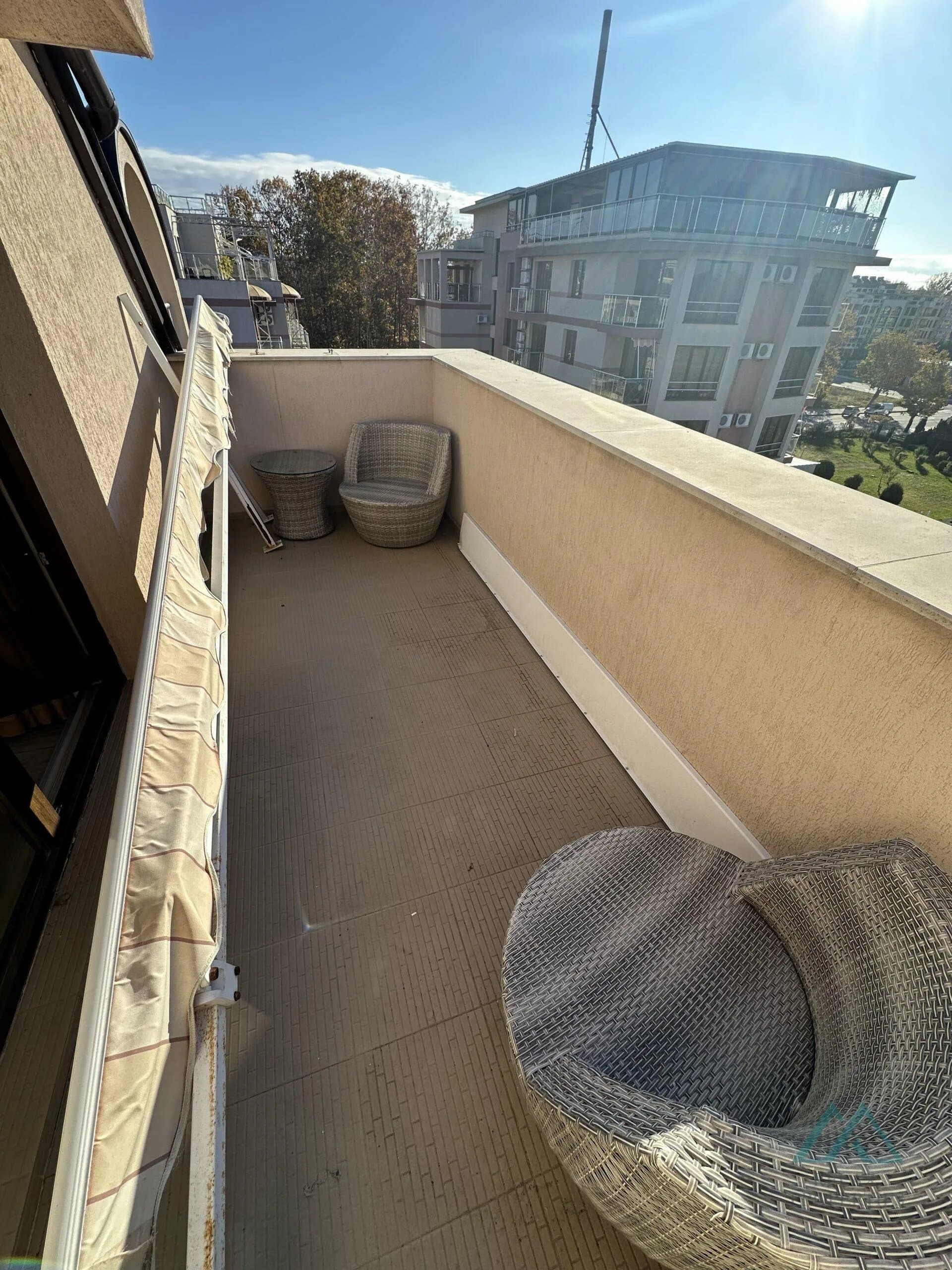 Prostorný apartmán s výhledem na bazén, Tarsis Club & SPA, 700 m od moře, Slunečné pobřeží - foto 8