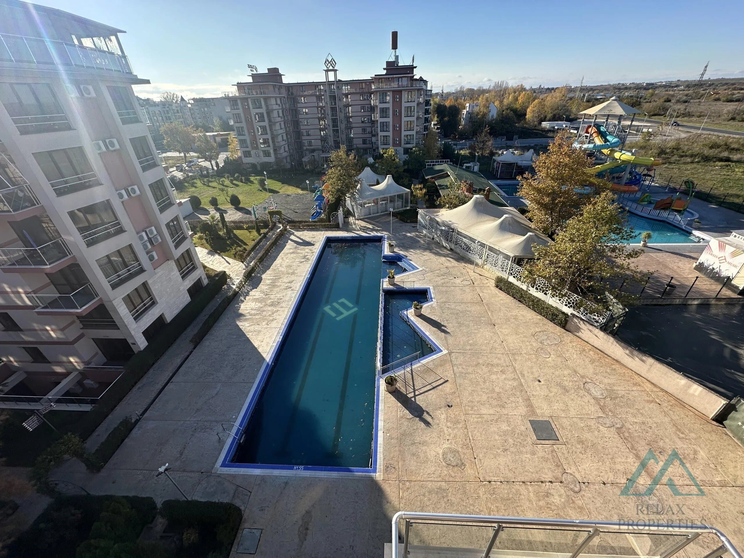 Prostorný apartmán s výhledem na bazén, Tarsis Club & SPA, 700 m od moře, Slunečné pobřeží - foto 10