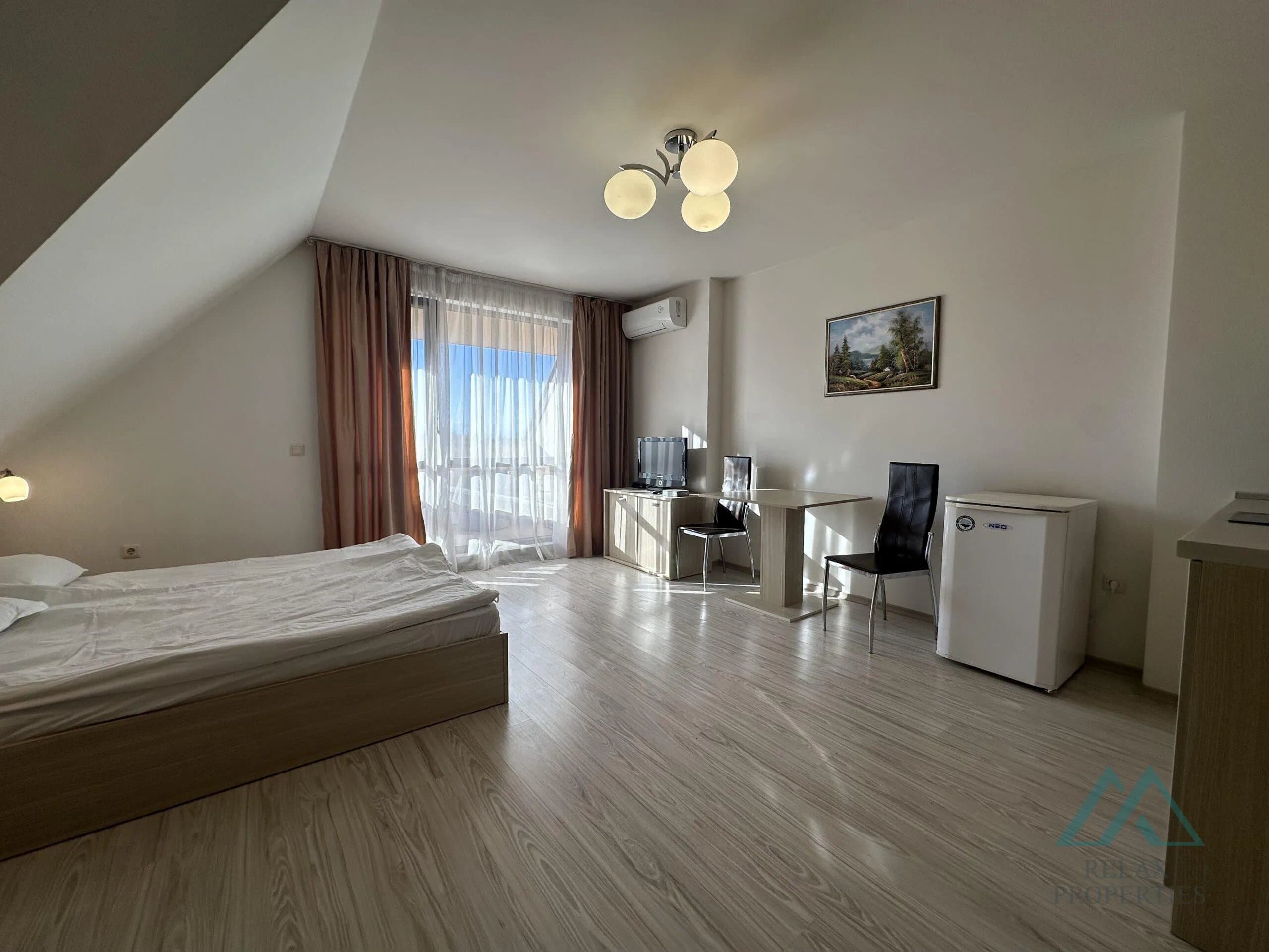 Prostorný apartmán s výhledem na bazén, Tarsis Club & SPA, 700 m od moře, Slunečné pobřeží - foto 16