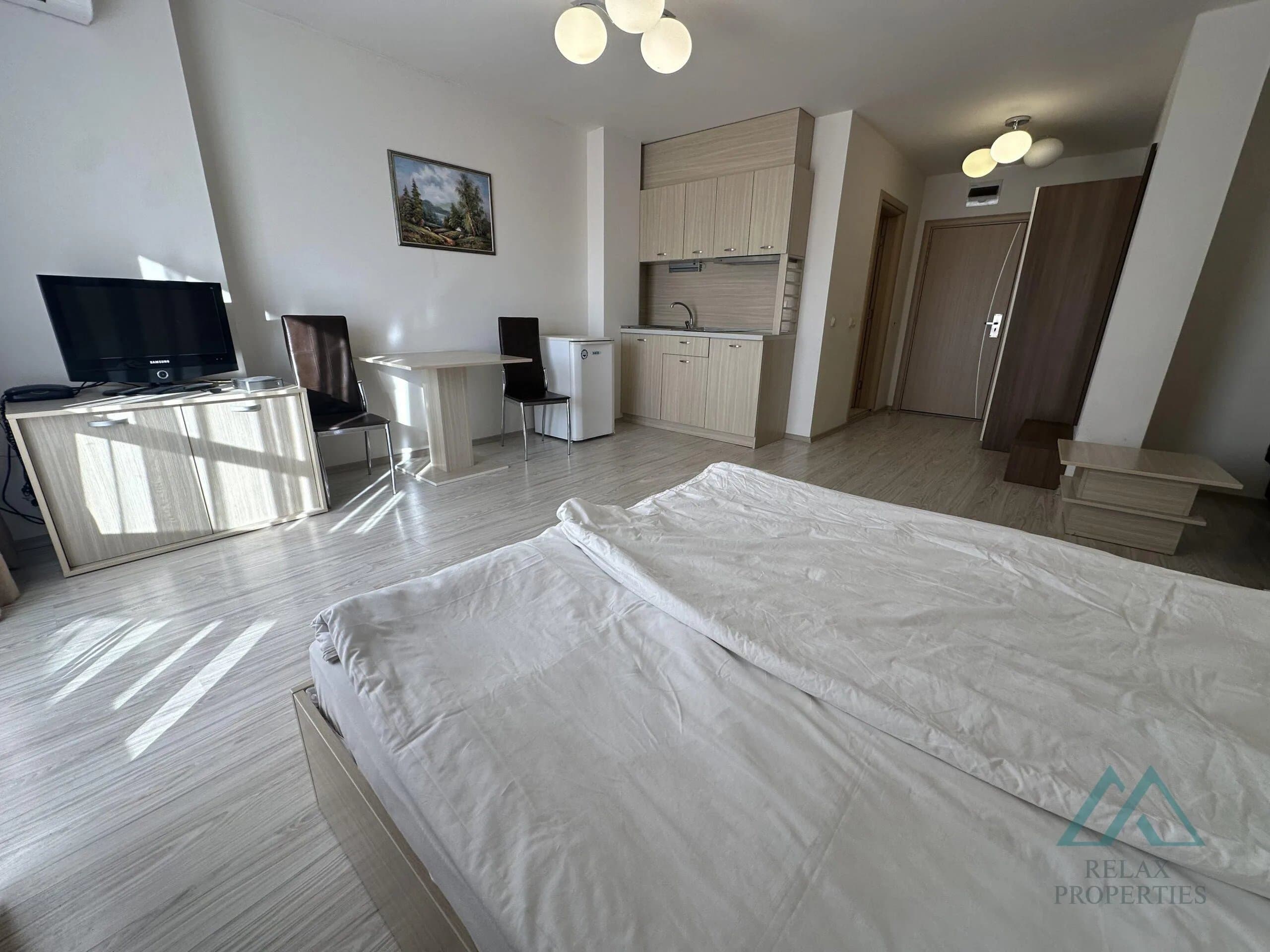 Prostorný apartmán s výhledem na bazén, Tarsis Club & SPA, 700 m od moře, Slunečné pobřeží - foto 20