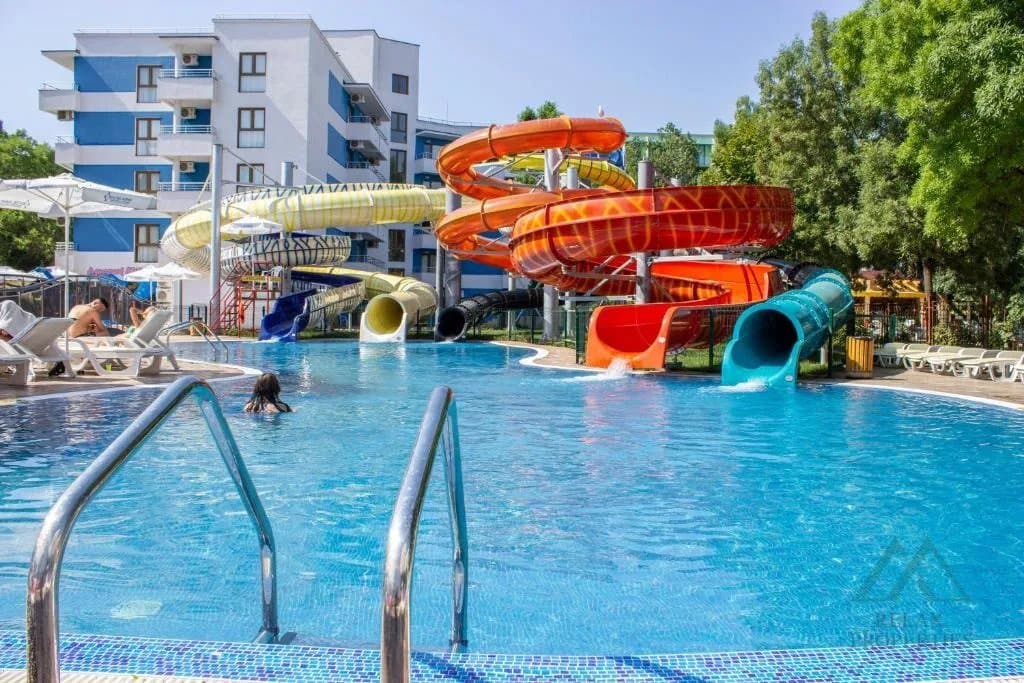 Luxusní ikonický hotel Kuban Resort & Aquapark, apartmán se 2 ložnicemi v centru Slunečného pobřeží, Bulharsko - foto 23