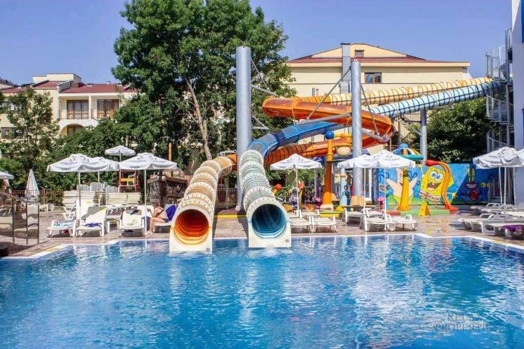 Luxusní ikonický hotel Kuban Resort & Aquapark, apartmán se 2 ložnicemi v centru Slunečného pobřeží, Bulharsko - foto 24