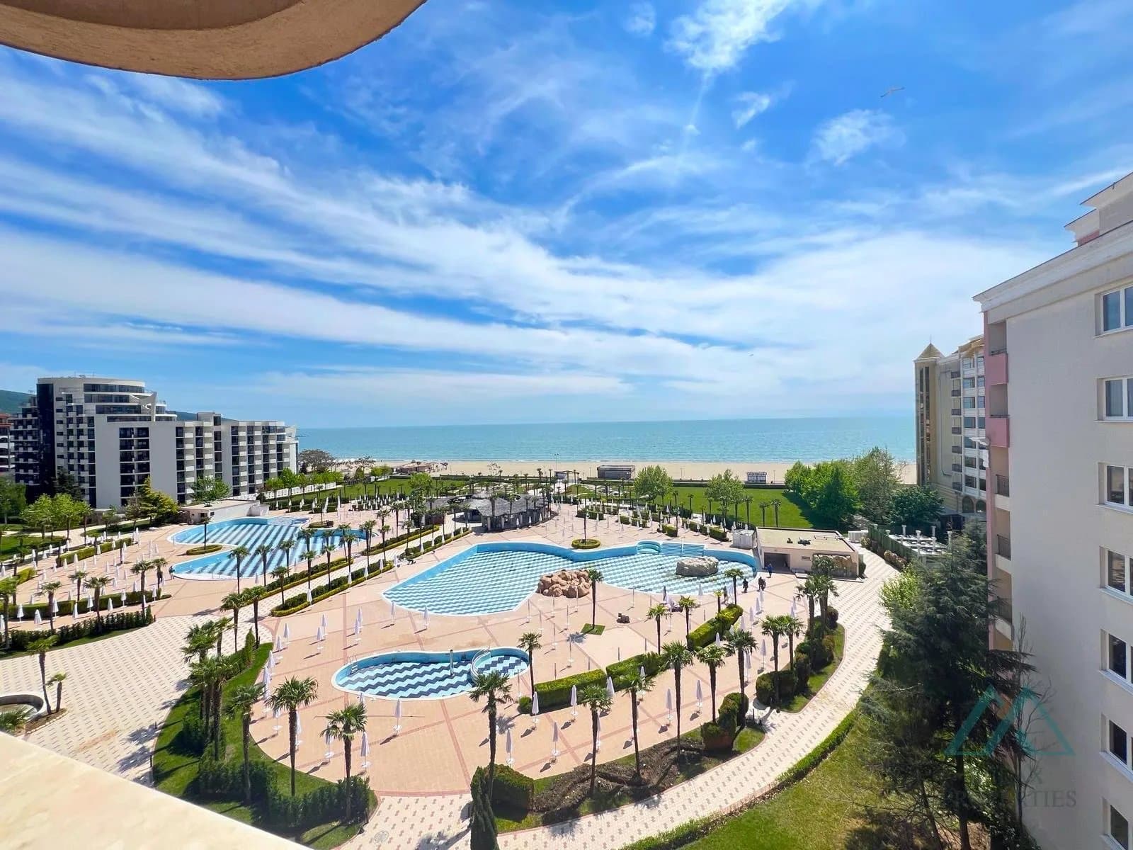 Luxusní apartmán se 2 ložnicemi a výhledem na moře, první řada, DIT Majestic Beach Resort, Slunečné pobřeží - foto 3