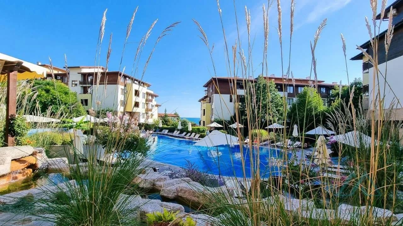 Krásný apartmán se 2 ložnicemi a výhledem na moře, Rajská zahrada, první řada u moře, Sveti Vlas, Bulharsko - foto 17