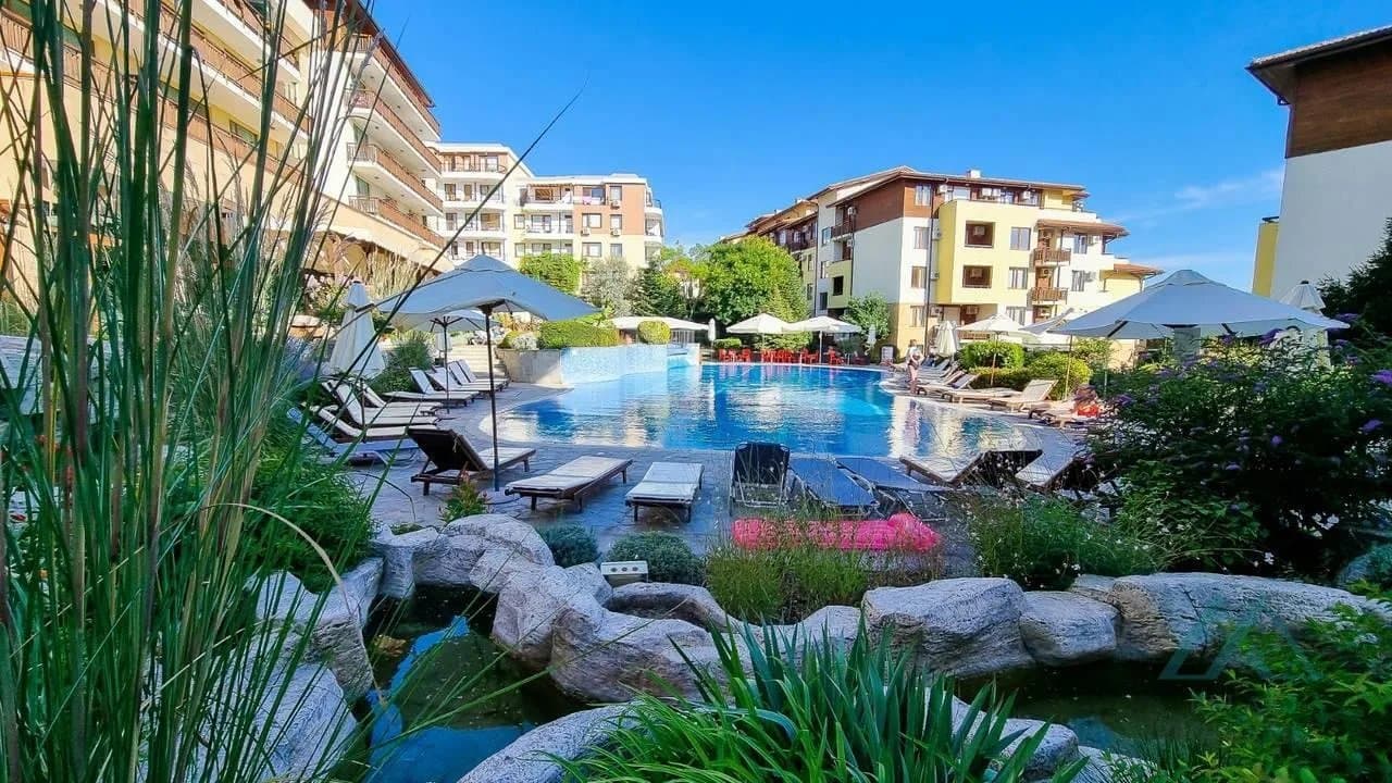 Krásný apartmán se 2 ložnicemi a výhledem na moře, Rajská zahrada, první řada u moře, Sveti Vlas, Bulharsko - foto 19