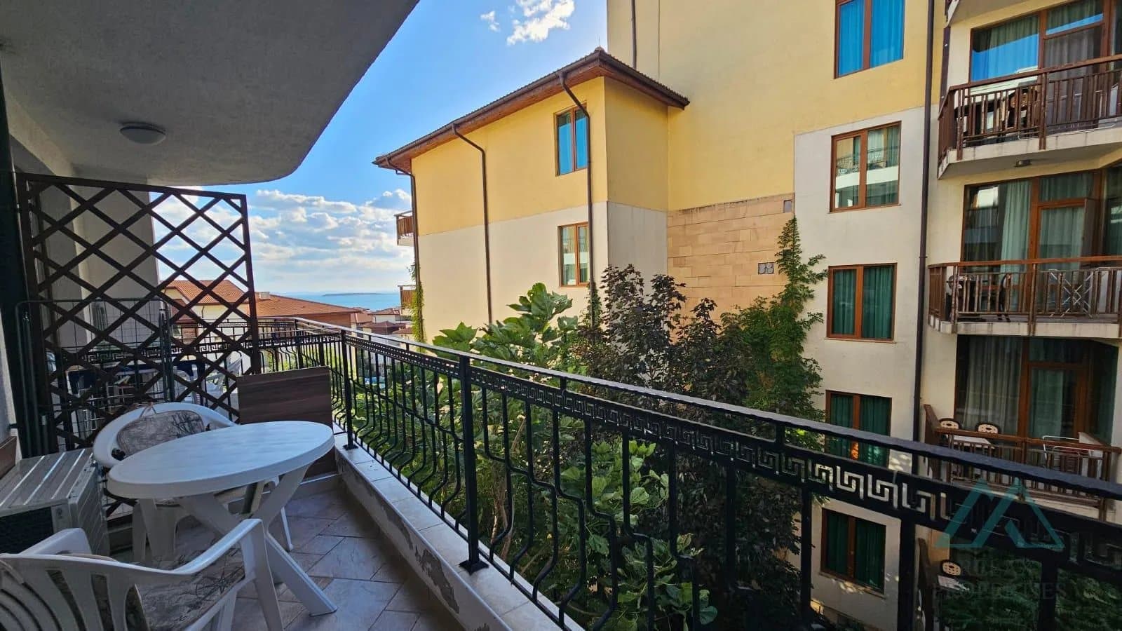 Krásný apartmán se 2 ložnicemi a výhledem na moře, Rajská zahrada, první řada u moře, Sveti Vlas, Bulharsko - foto 33