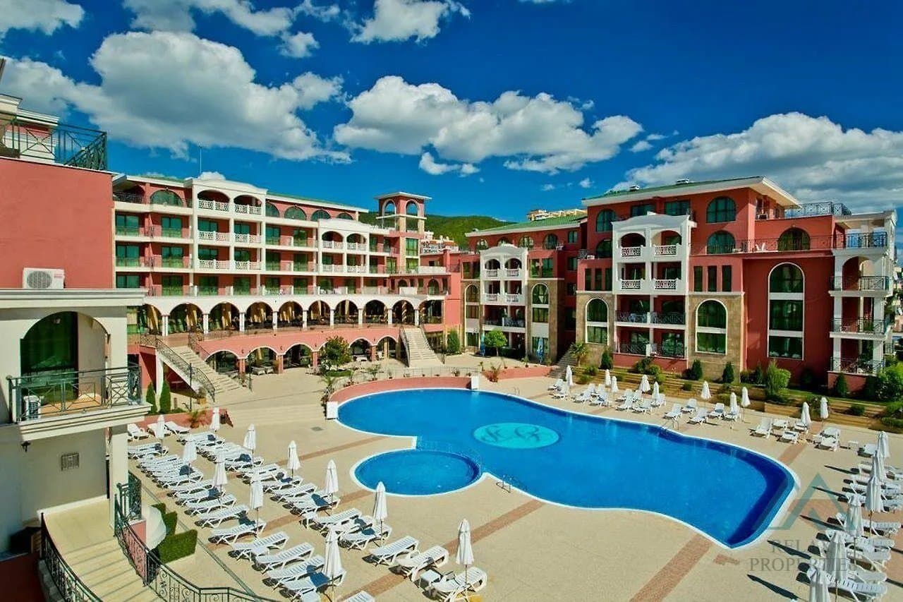 apartmán se 2 ložnicemi jen 300 m od pláže, St. George Palace, Sveti Vlas, Bulharsko - foto 1