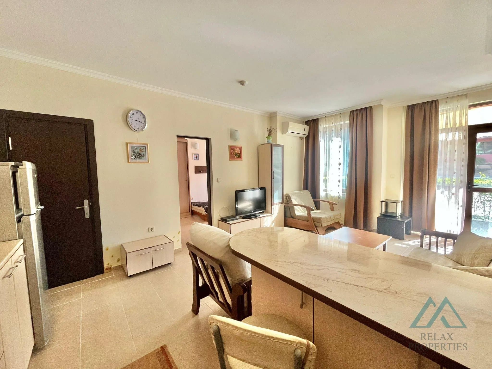 apartmán se 2 ložnicemi jen 300 m od pláže, St. George Palace, Sveti Vlas, Bulharsko - foto 13