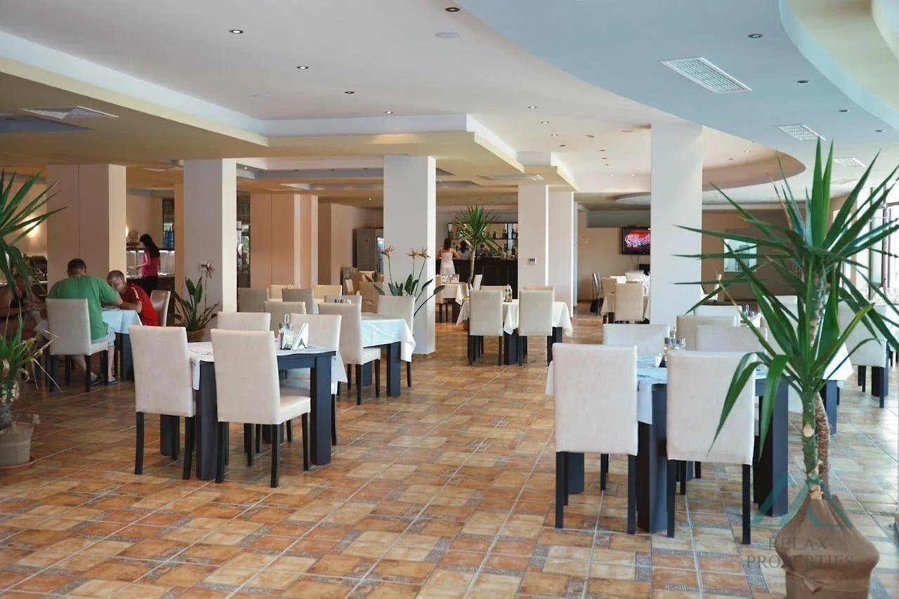 apartmán se 2 ložnicemi jen 300 m od pláže, St. George Palace, Sveti Vlas, Bulharsko - foto 22