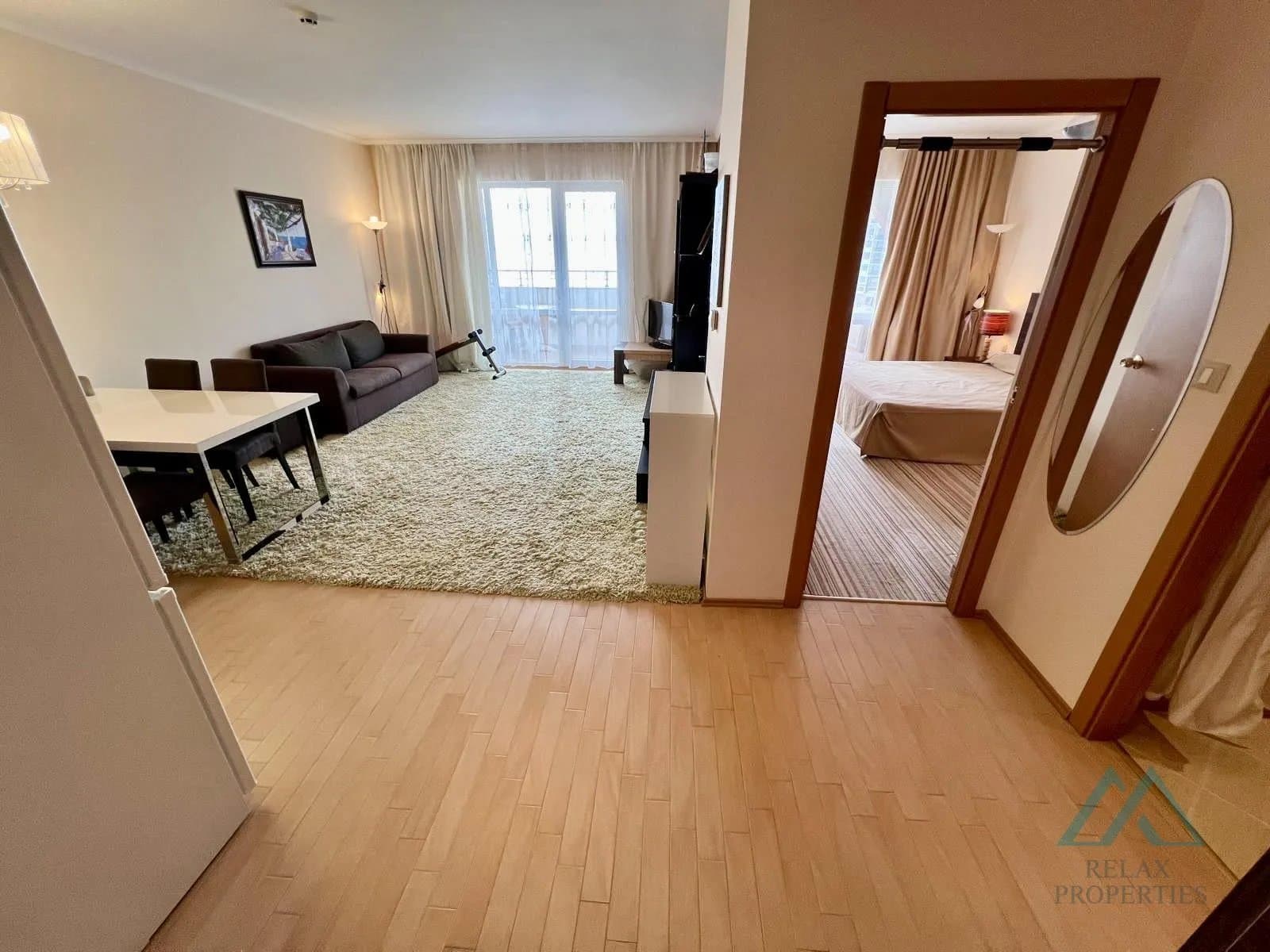 Luxusní apartmán se 2 ložnicemi a nádherným výhledem na moře, DIT Majestic Beach Resort, první linie, Slunečné pobřeží - foto 1