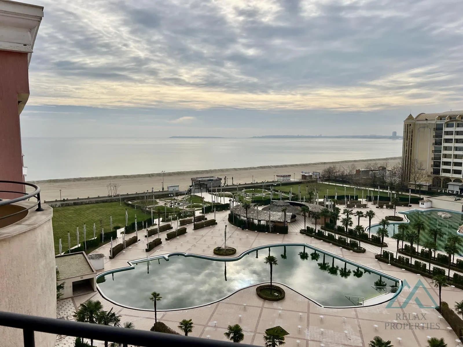 Luxusní apartmán se 2 ložnicemi a nádherným výhledem na moře, DIT Majestic Beach Resort, první linie, Slunečné pobřeží - foto 4