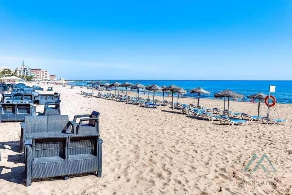 Apartmán jen 300 m od pláže v nejlepší lokalitě La Mata - bazén, terasa, komplex Vinamar Torrevieja, Španělsko - foto 1