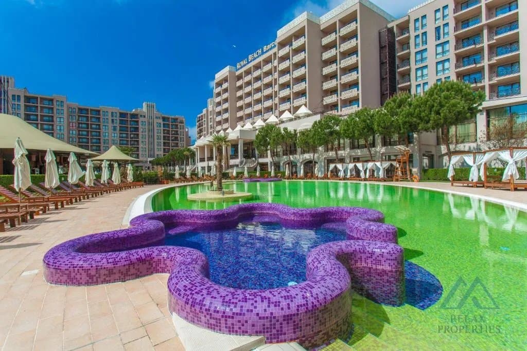 Prostorný apartmán s výhledem na bazén a celý komplex v Barceló Royal Beach, Slunečné pobřeží, Bulharsko - foto 19