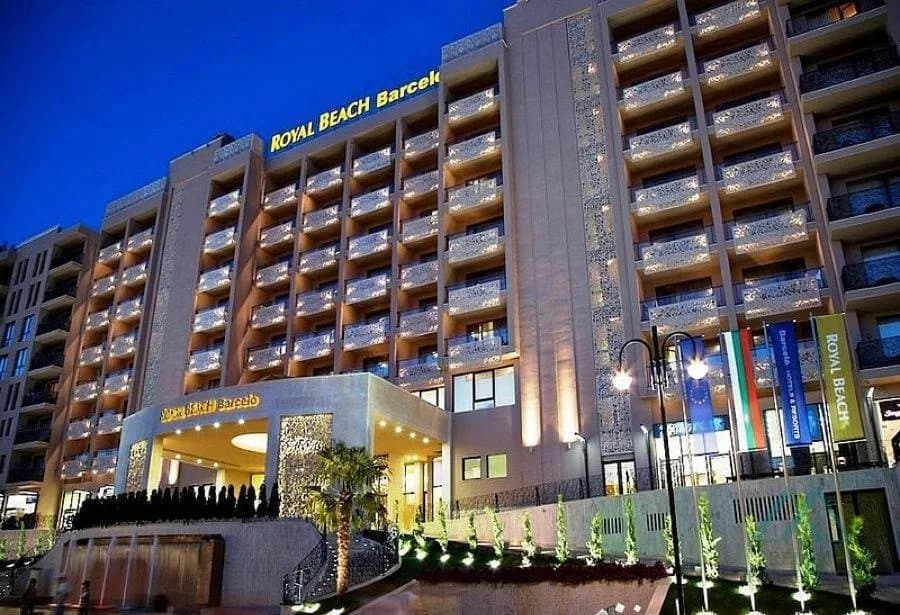 Prostorný apartmán s výhledem na bazén a celý komplex v Barceló Royal Beach, Slunečné pobřeží, Bulharsko - foto 28