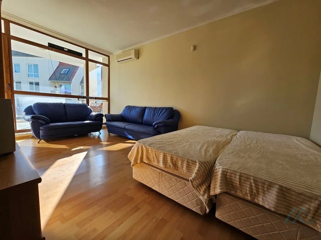 Prostorné studio s balkonem jen 300 m od pláže - Sun City 1, Slunečné pobřeží - foto 10