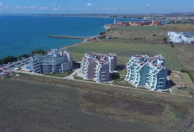 apartmán se 2 ložnicemi a výhledem na moře, komplex Costa Calma, první linie k moři, Ravda, Bulharsko - foto 14