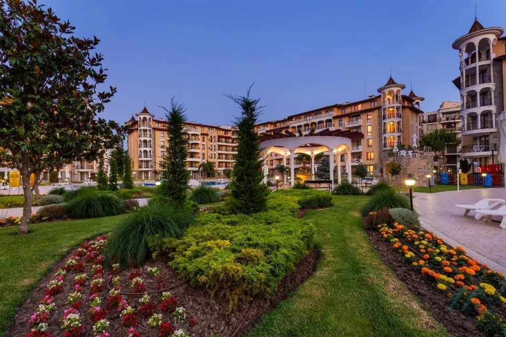 2 pokojový apartmán o rozloze 55 m² v prestižním komplexu Royal Sun na Slunečném pobřeží, 300 m od moře - foto 22