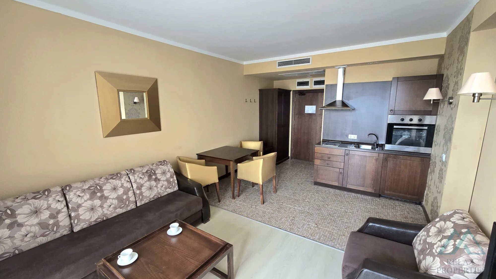 apartmán 2+kk v Barcelo Royal Beach, první linie u moře, Slunečné pobřeží - foto 5