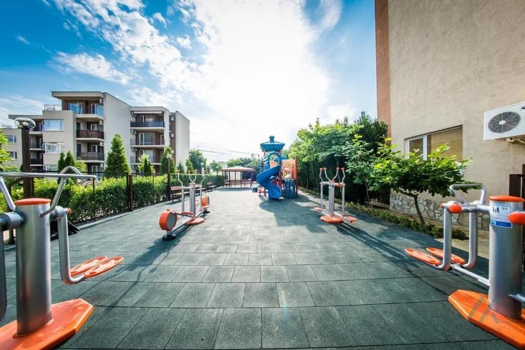 Nádherný apartmán v Holiday Fort Club, 700 m od moře, Slunečné pobřeží - foto 14