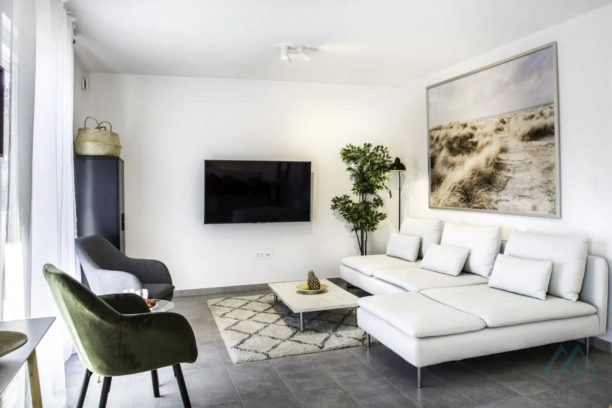 Moderní dům v blízkosti pláže, 150 m od moře, Rogoznica - Dalmácie - foto 3