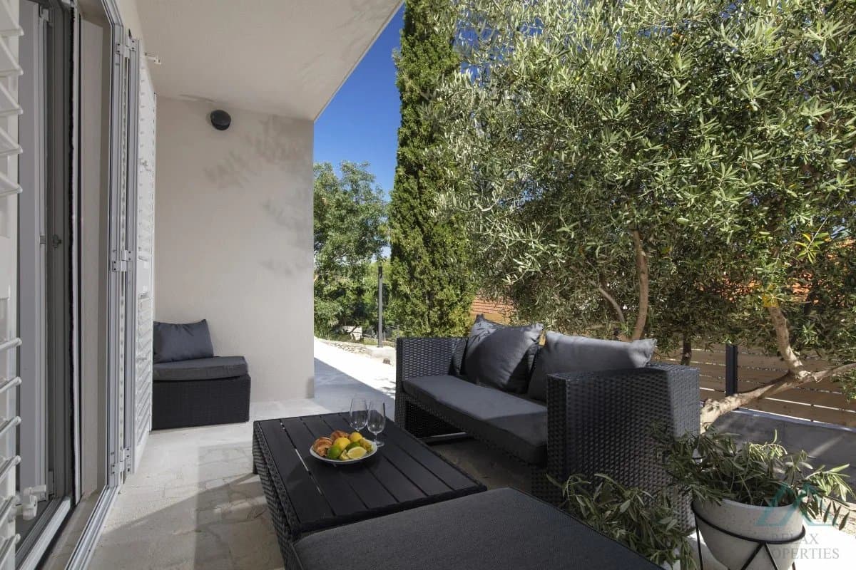 Moderní dům v blízkosti pláže, 150 m od moře, Rogoznica - Dalmácie - foto 12