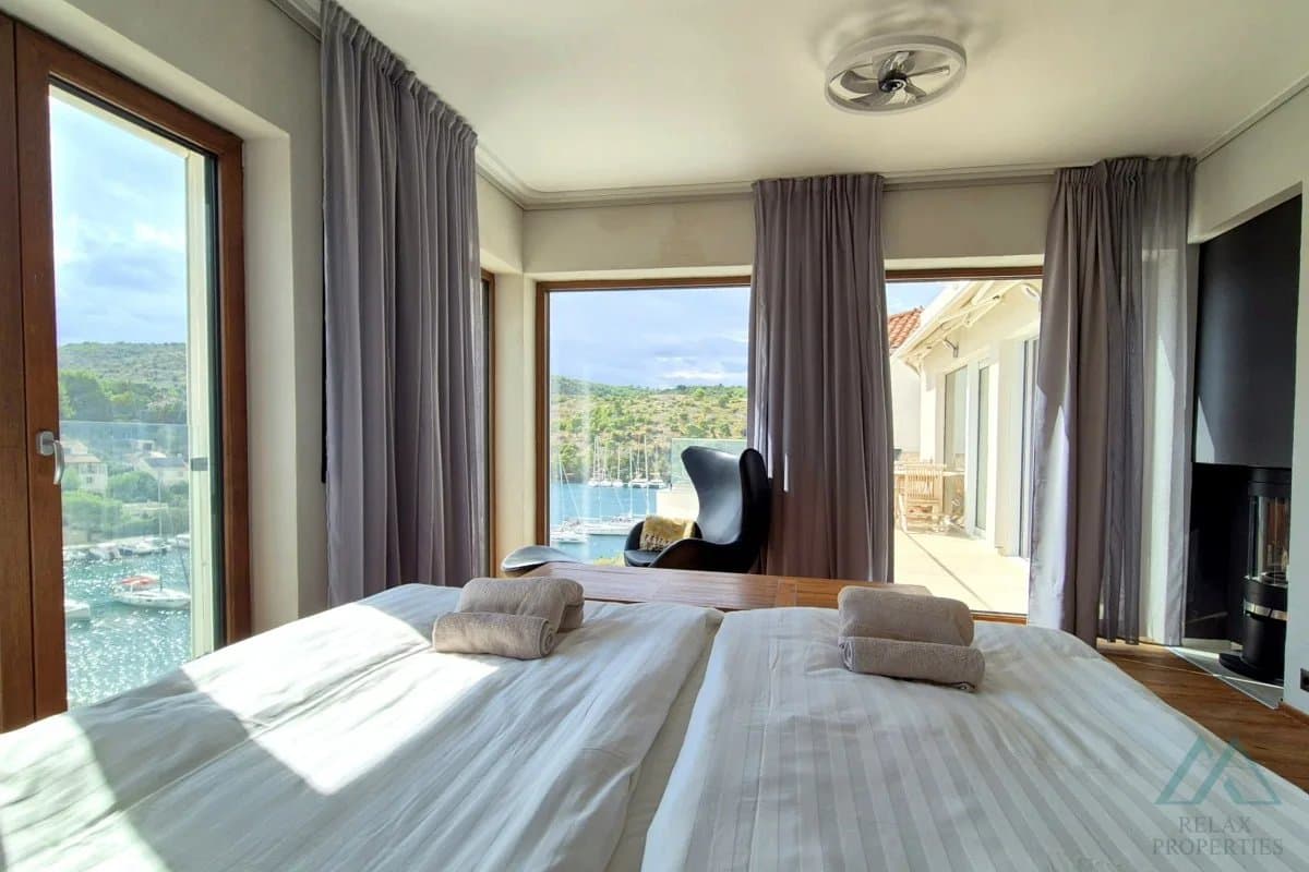 Novostavba vily s bazénem a otevřeným výhledem na moře, Brač - Bobovišća - foto 18