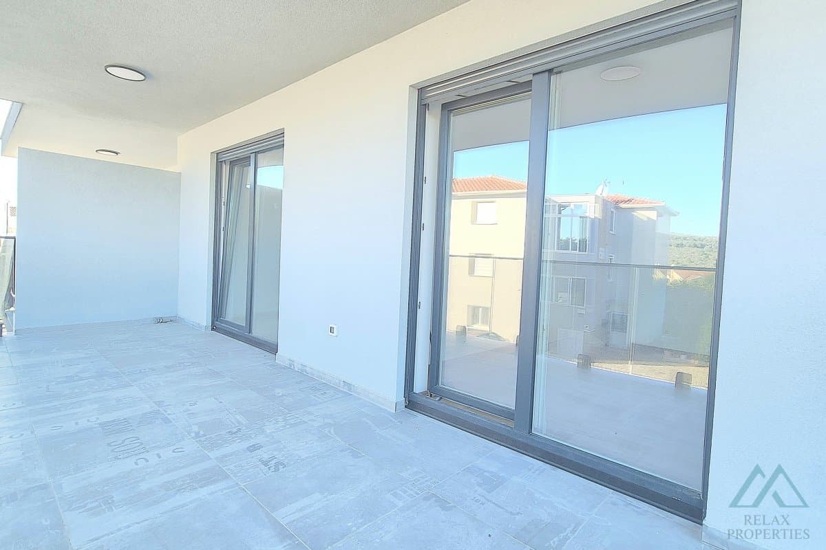 Penthouse se střešní terasou a výhledem na moře, ostrov Čiovo - Dalmácie - foto 2