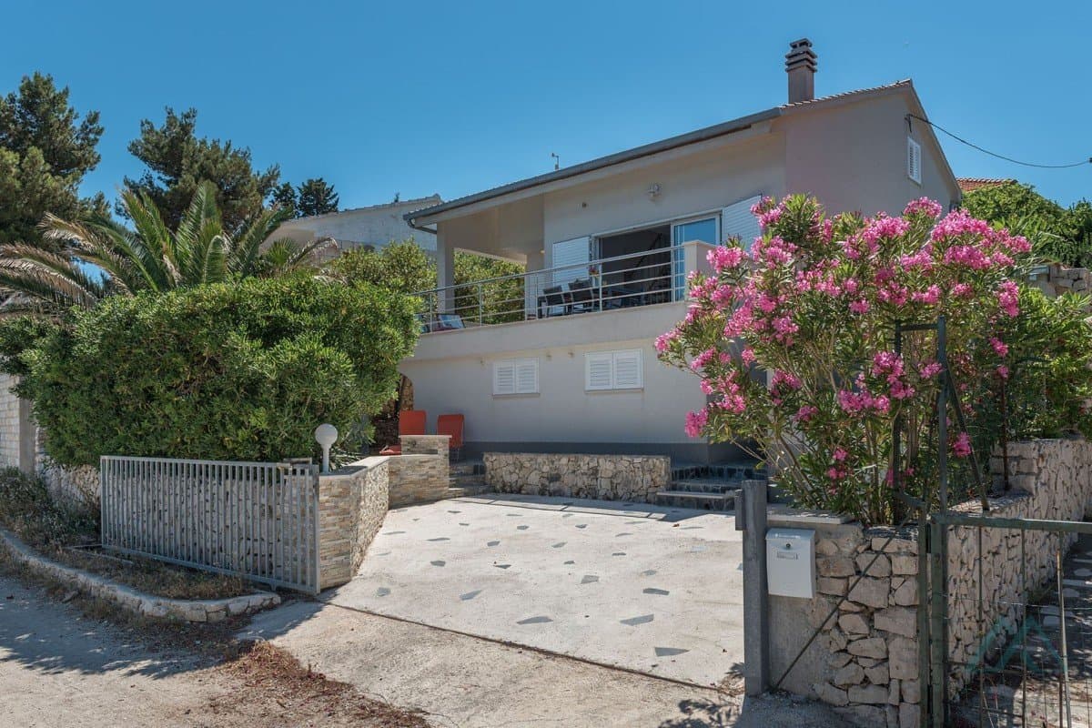 Dům u moře v 1. linii u moře, ostrov Čiovo - Dalmácie - foto 3