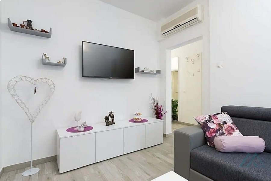 Přízemní dům s bazénem v blízkosti centra, Trogir - Dalmácie - foto 6