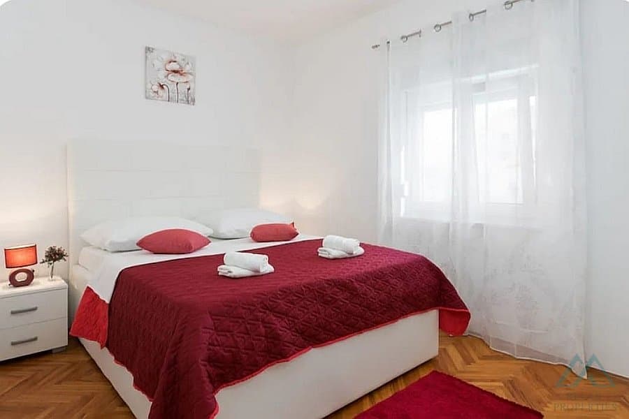 Přízemní dům s bazénem v blízkosti centra, Trogir - Dalmácie - foto 15