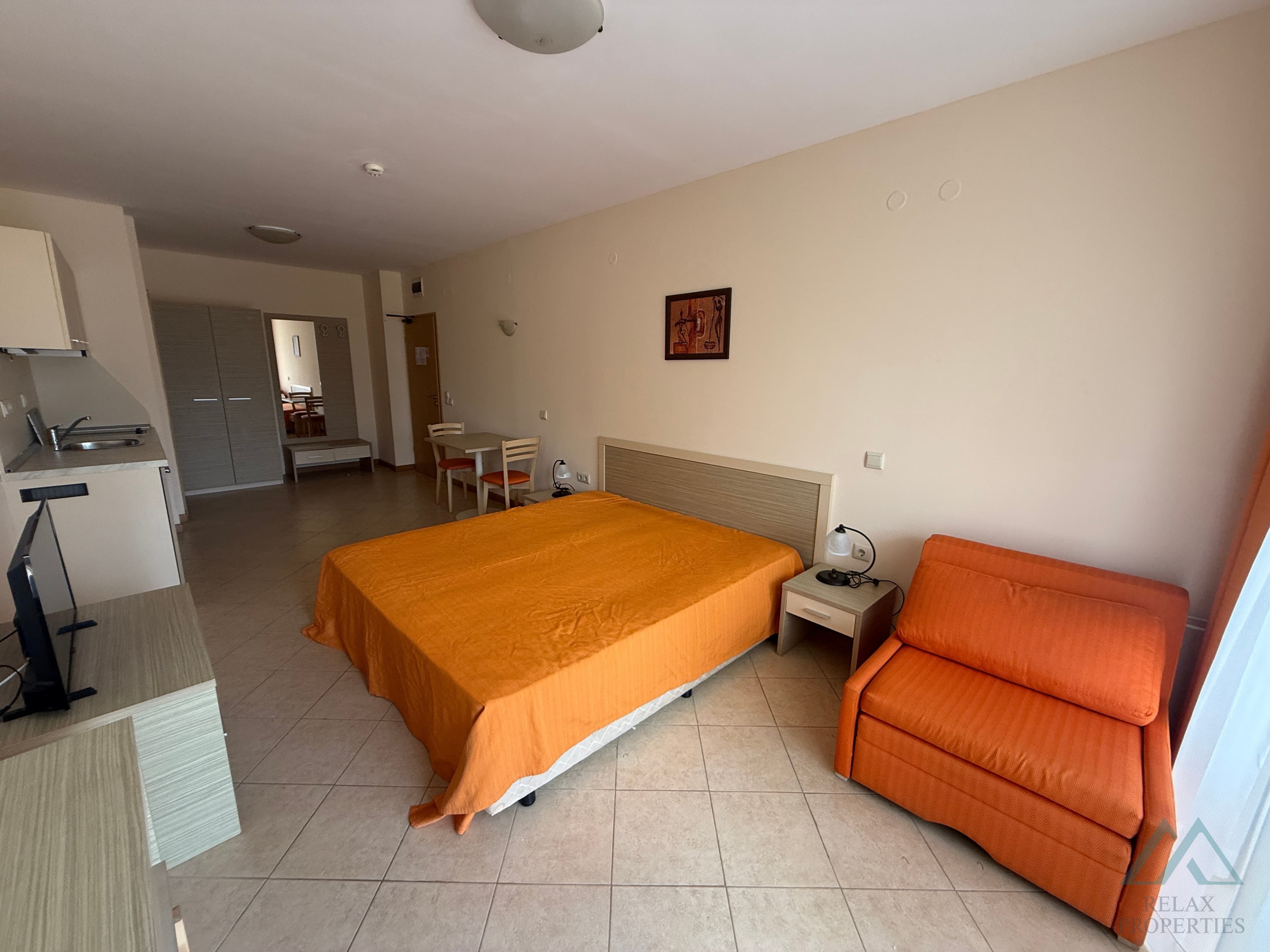 Skvělá cena! Apartmán v Royal Sun, 300 m od moře, Slunečné pobřeží - foto 5