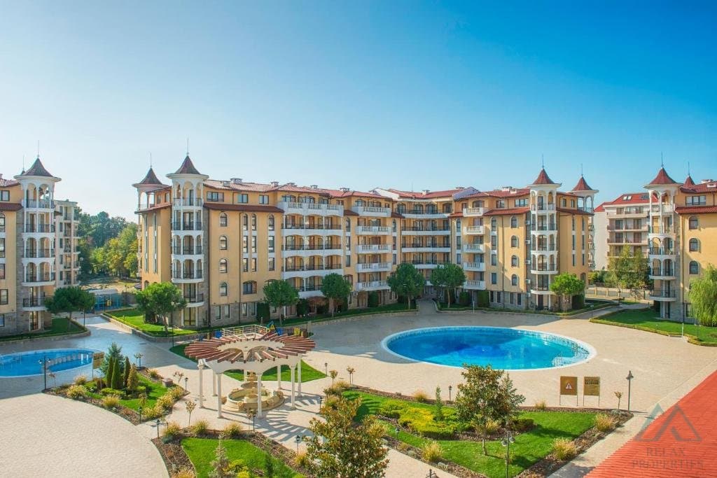 Skvělá cena! Apartmán v Royal Sun, 300 m od moře, Slunečné pobřeží - foto 1