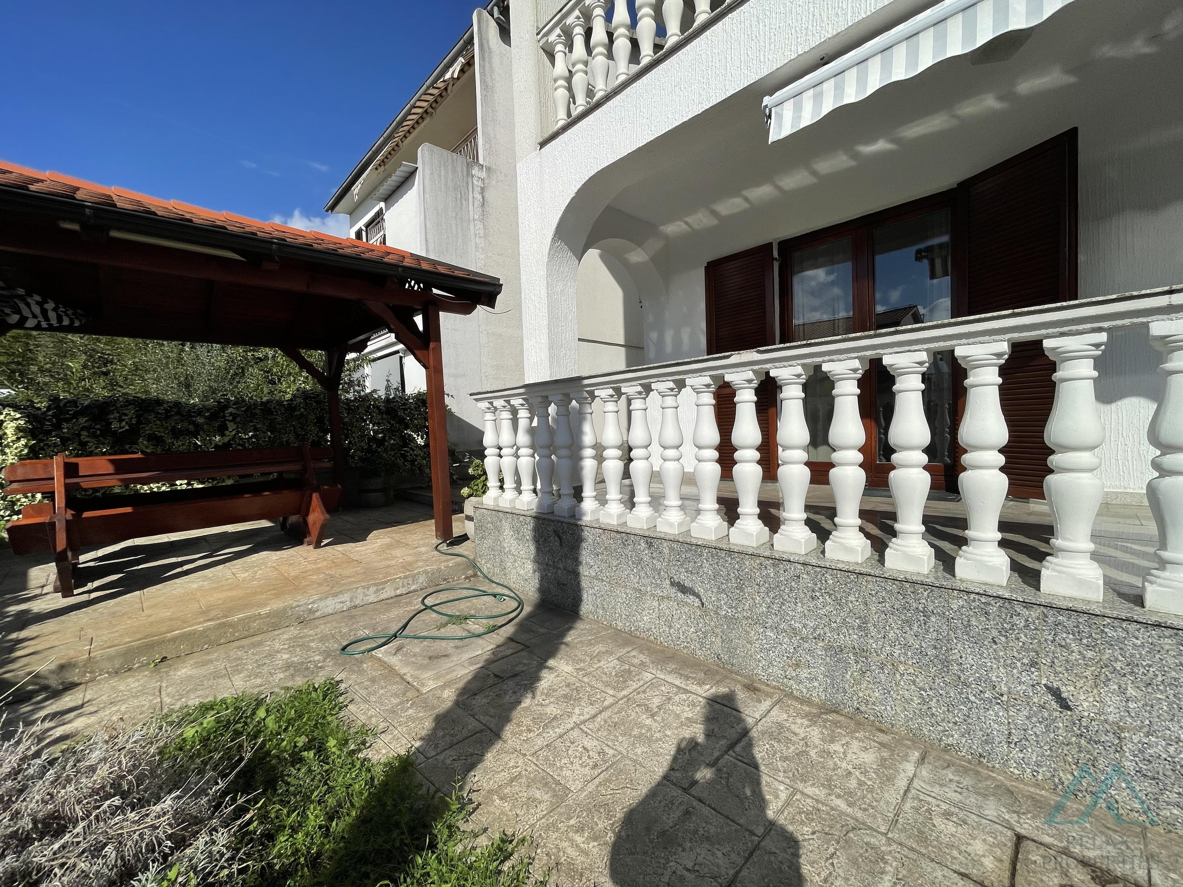 apartmán 2+kk, vlastní zahradou, ostrov Krk - Malinska, 350 m od moře - foto 3