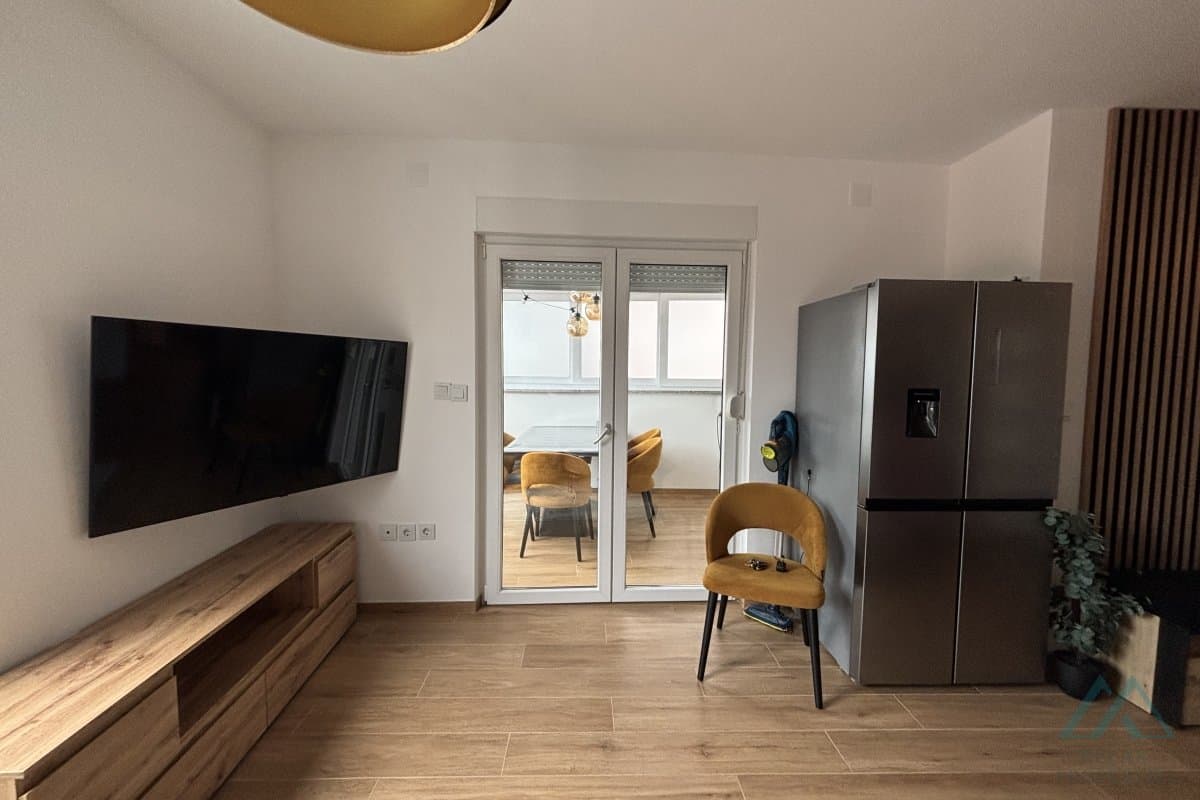 apartmán se 2 ložnicemi a moderním nábytkem - Čiovo, Okrug Gornji, jen 120 m od moře - foto 4