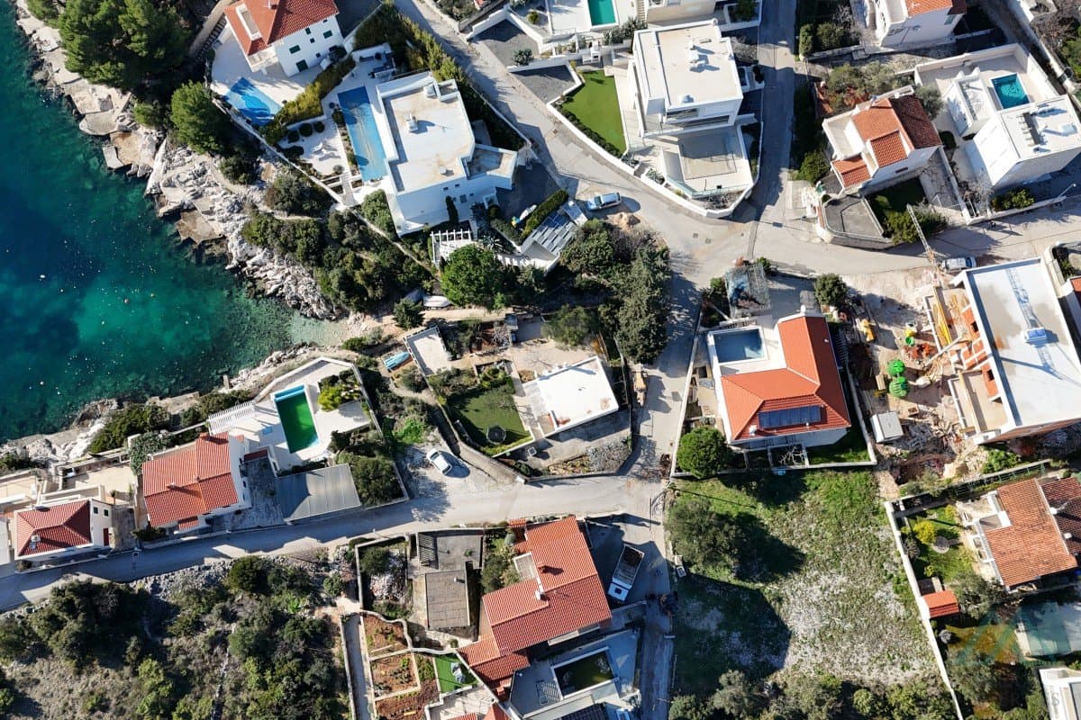 apartmán se 2 ložnicemi a výhledem na moře - novostavba, Rogoznica, jen 50 m od moře - foto 1