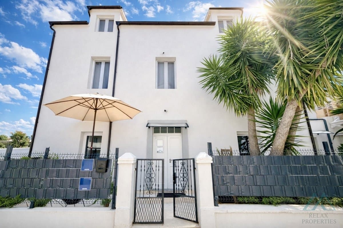 Moderní apartmánový dům s 6 jednotkami - Trogir, 150 m od moře, výborná investice - foto 2