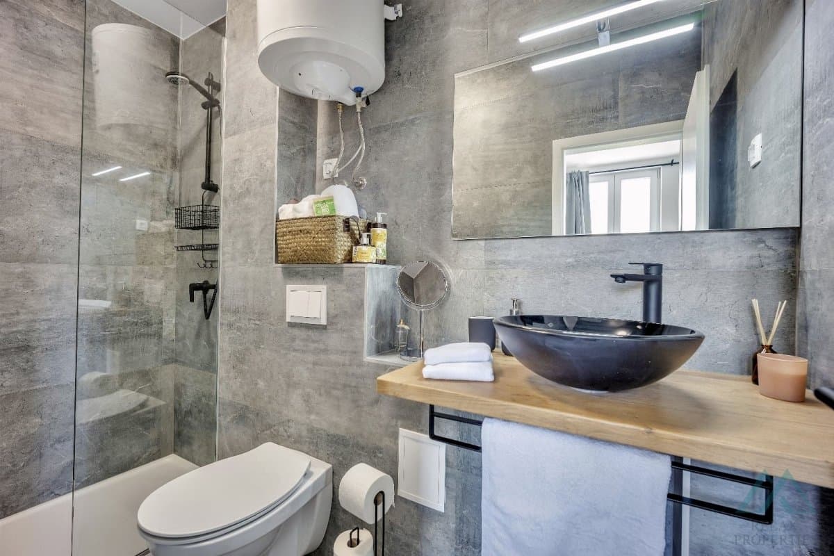 Moderní apartmánový dům s 6 jednotkami - Trogir, 150 m od moře, výborná investice - foto 17