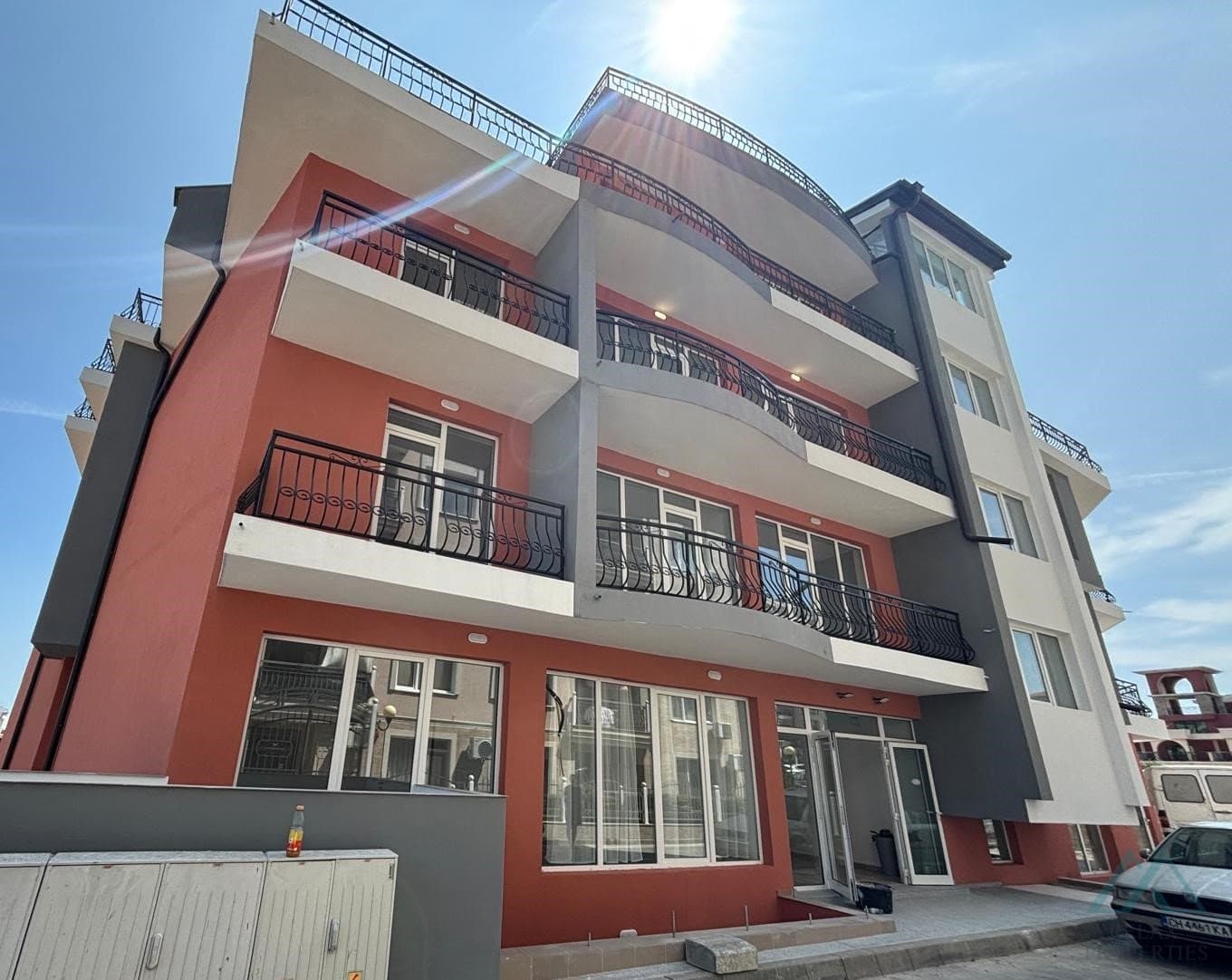 Nově postavený apartmán 2+kk, 70 m² s terasou, Villa Venezia, Sveti Vlas, 450 m od pláže - foto 1