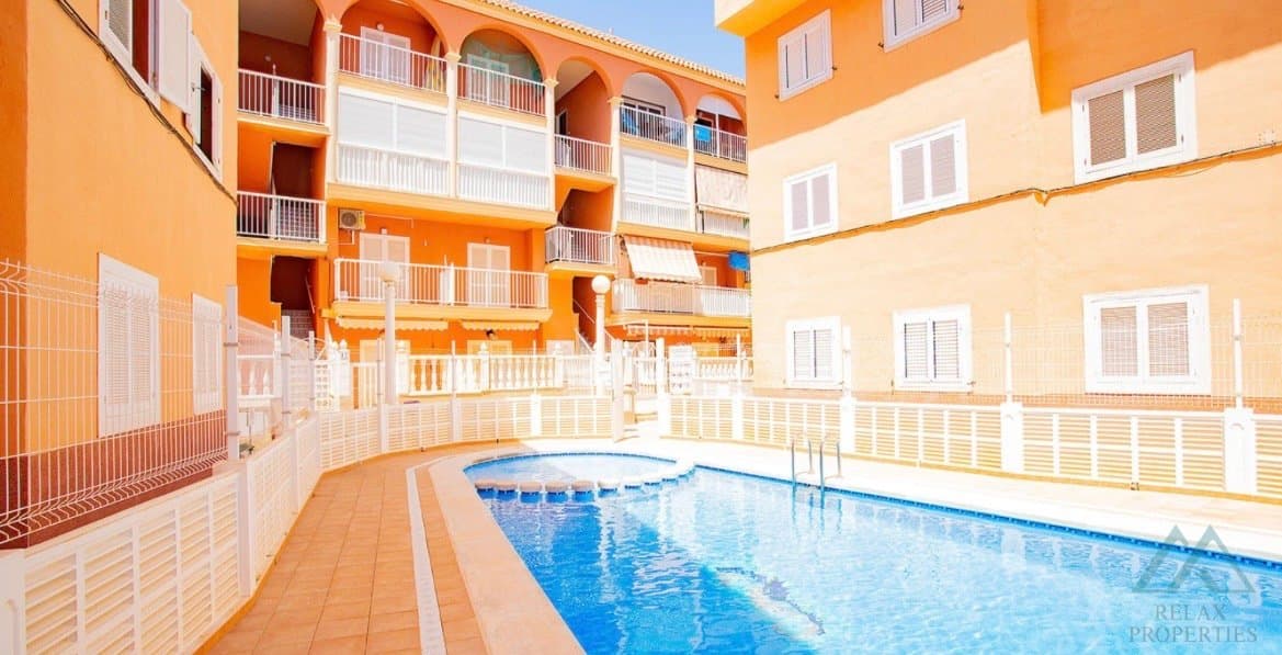 Apartmán v La Mata - Torrevieja, 250 m od pláže, společný bazén, investiční příležitost - foto 2